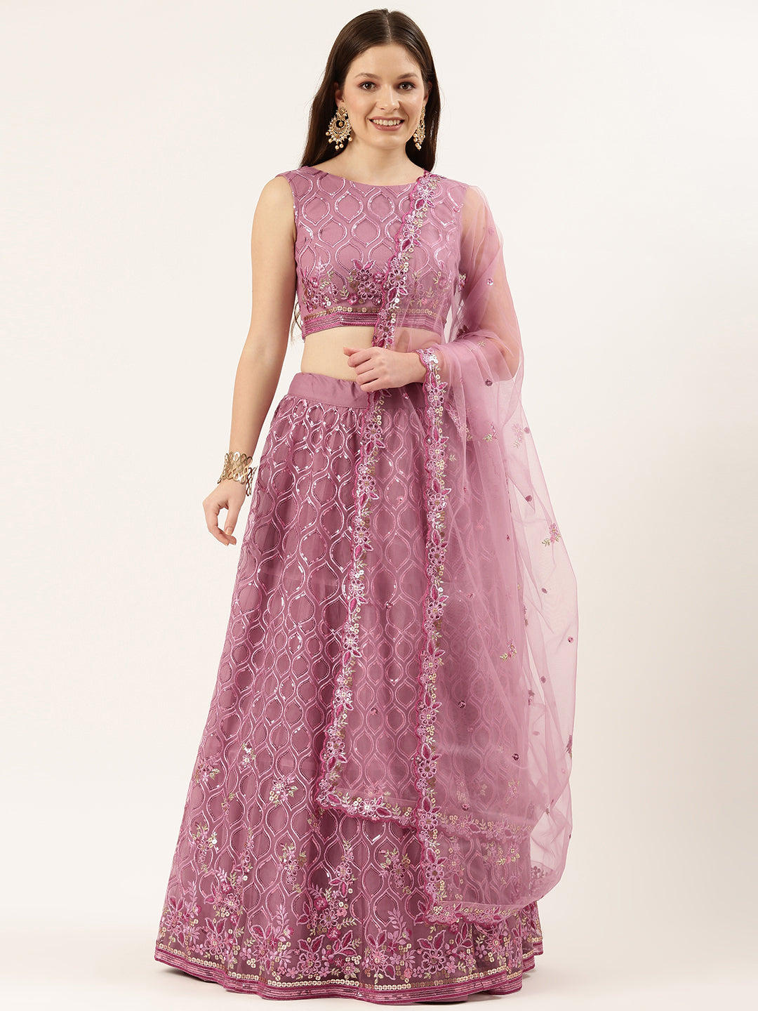 Blush Pink & Silver Embroidered Lehenga Set Design by Varun Chakkilam at  Pernia's Pop Up Shop 2024